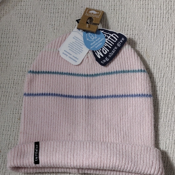 NWT Turtle Fur Womens Pink Striped Hat Made From Recycled Plastic Bottles - Picture 1 of 8
